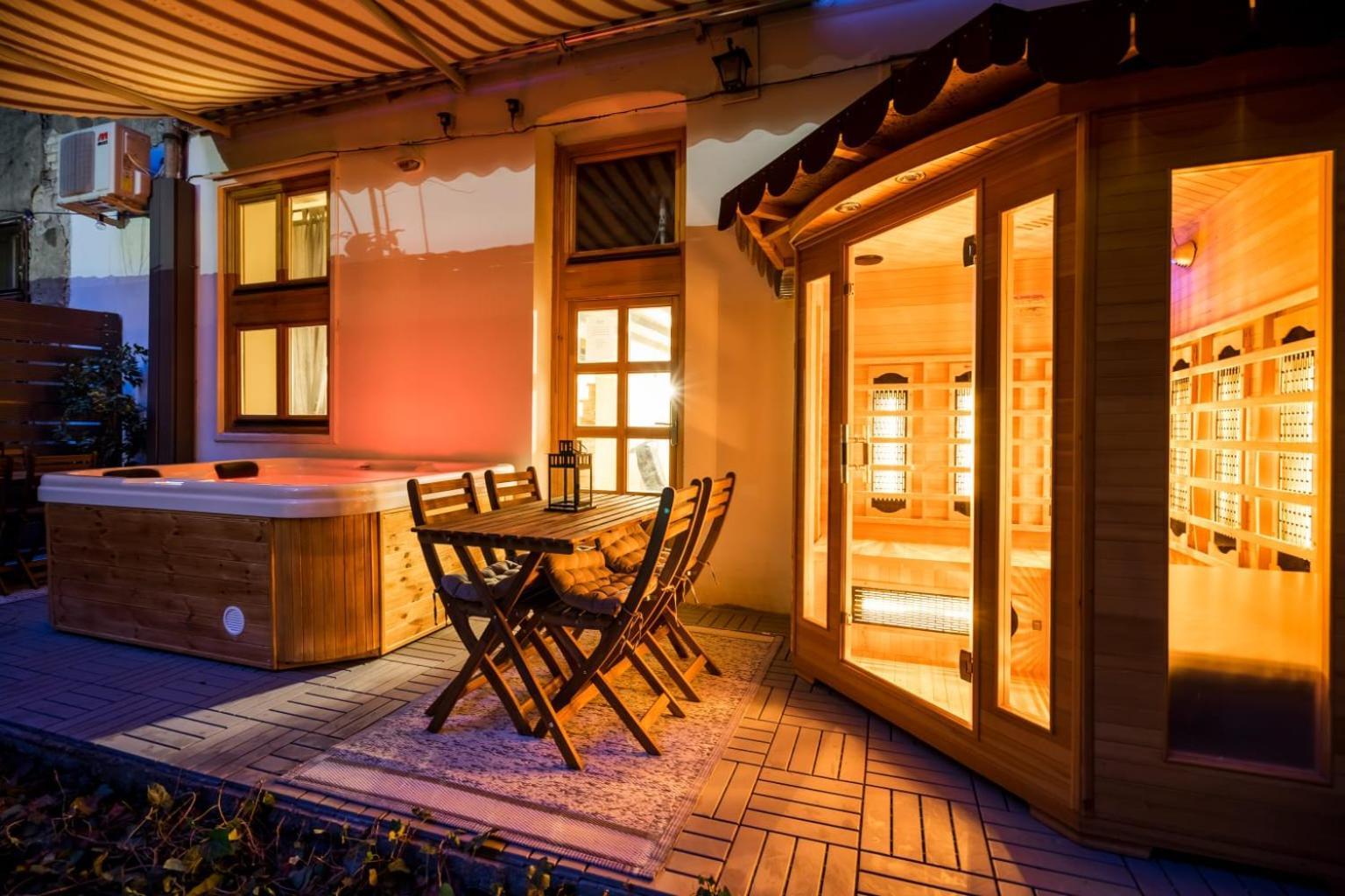 Wellness Wonderland: Garden, Sauna, Jacuzzi In Cbd Budapest Exterior photo